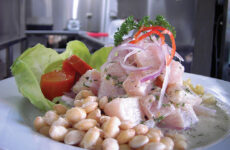Wikipedia/Picanteria Karol Ceviche scallops “cook” in an acidic marinade of citrus and/or vinegar.